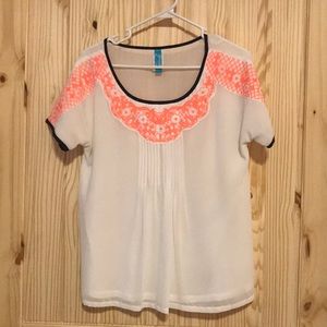 Francesca’s Blouse- navy and coral accents Size L